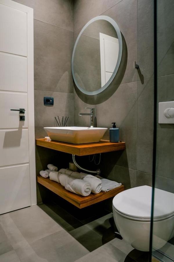 Novi'S Luxury Apartment 1 Gjirokastër 외부 사진